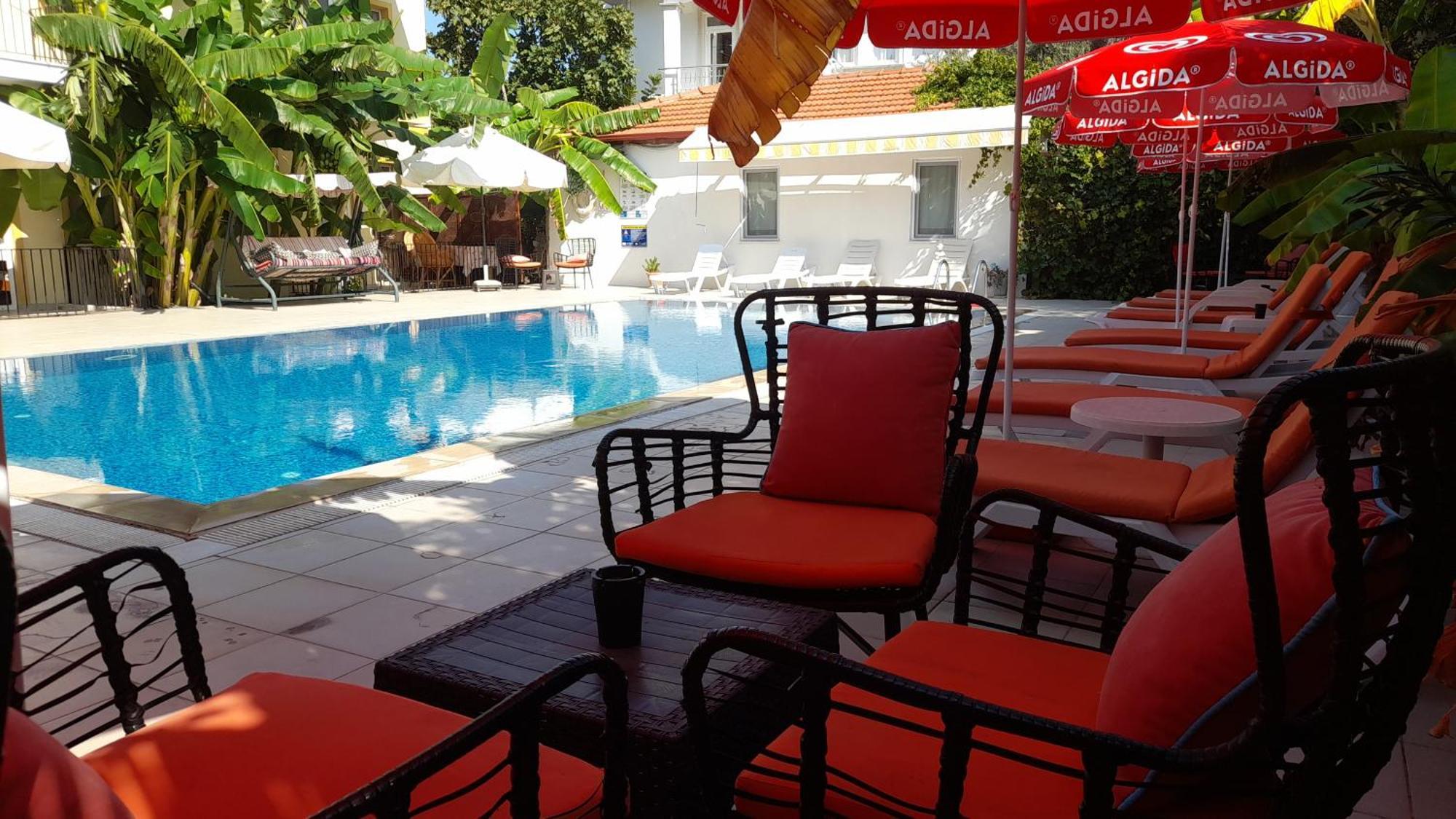 אולודניץ Sarihan Apart Otel מראה חיצוני תמונה