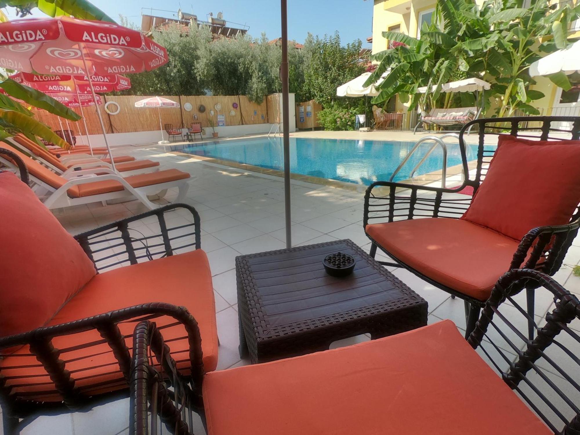 אולודניץ Sarihan Apart Otel מראה חיצוני תמונה